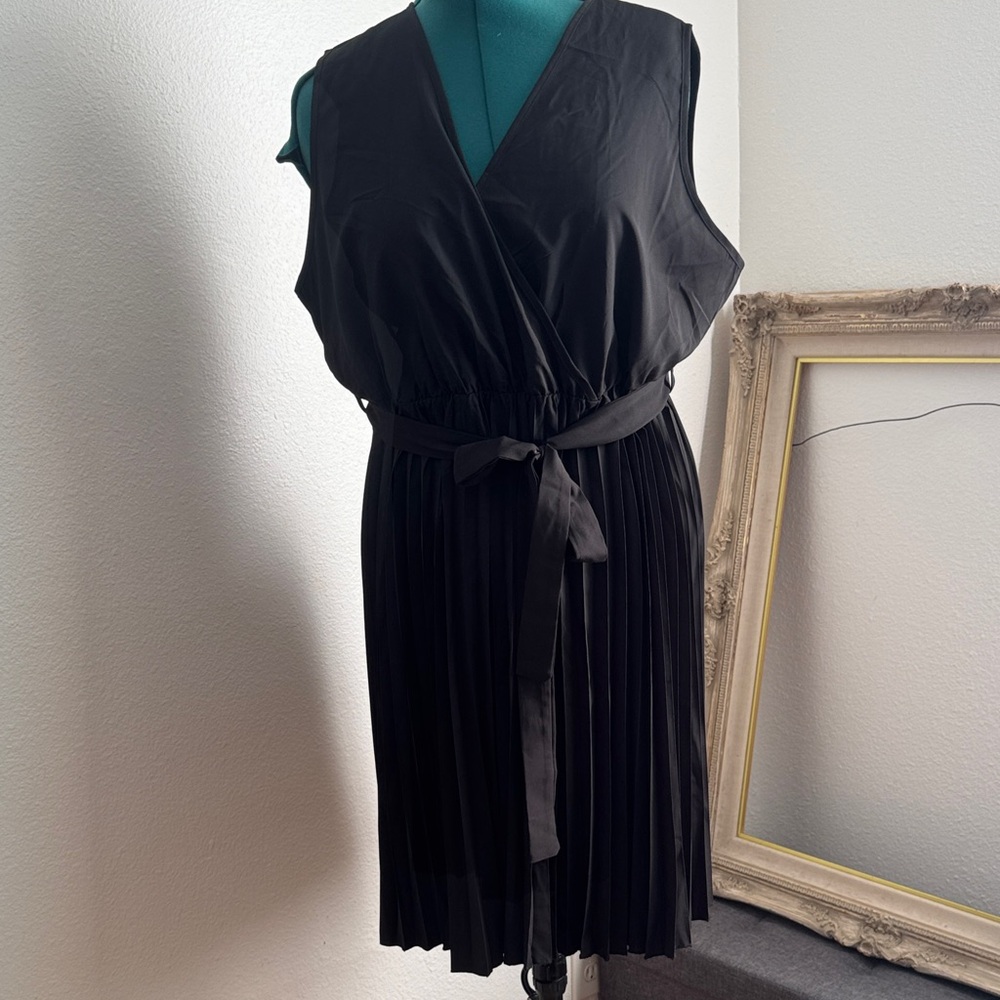 SHEIN Black Wrap Midi Dress